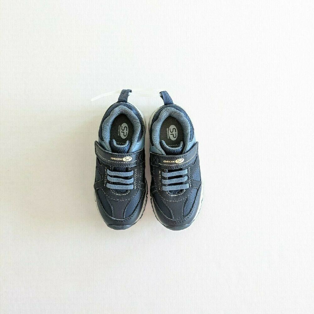 NWOT Geox SP Bernie Sneakers Size 8.5